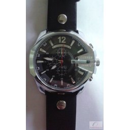 Curren Quarta Férfi Karóra Dátummal Ezüst Fekete - sérült