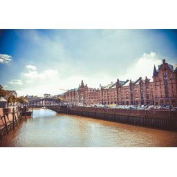 4 nap / 3 éjszaka Hamburgban 2 fő + 2 gyermek részére reggelivel - A&O Hotel Hamburg