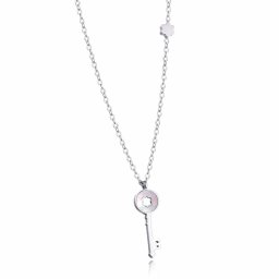 Nemesacél kulcs medál nyakláncon, virág dísszel