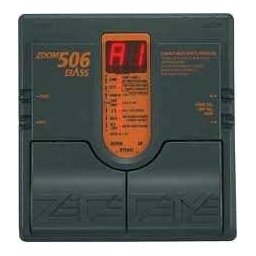 ZOOM 506-os pedálos basszusgitár effekt processzor