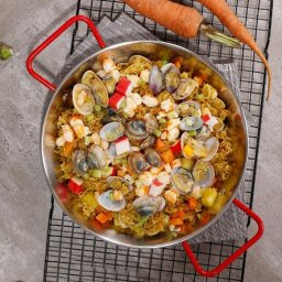 POLÍROZOTT PAELLA SERPENYŐ 32 CM
