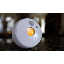 Vezeték nélküli éjszakai, fény- és mozgásérzékelős lámpa