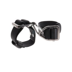 COMMAND erős kézbilincs.