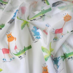 Állatmintás voile fényáteresztő függöny anyag - 300 cm magas - maradék darab: 0,54 m