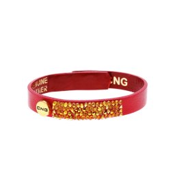 CNG piros színű karkötő arany színű kristállyal