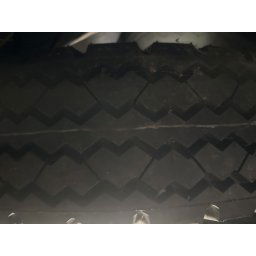 Belshina BI-366 9,00 R20 140/130K 14pr TTF csak köpeny