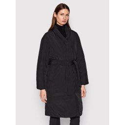 Calvin Klein Pehelykabát K20K204158 Fekete Regular Fit