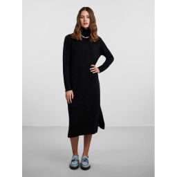 Pieces Kötött ruha Juliana 17126281 Fekete Regular Fit