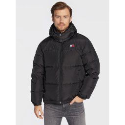 Tommy Jeans Pehelykabát Alaska DM0DM15445 Fekete Regular Fit