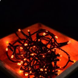 Vezérlős LED fényfüzér - piros 4 m, 80 LED
