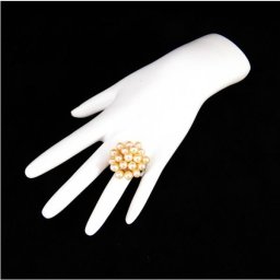 Barack színű édesvizi tenyésztett gyöngy virág gyűrű