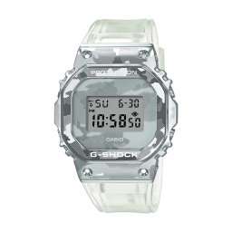 Casio G-Shock GM-5600SCM-1ER digitális karóra