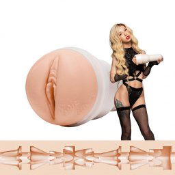 Fleshlight Girls Kenzie Reeves punci (creampuff betéttel).