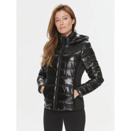Calvin Klein Pehelykabát K20K205834 Fekete Regular Fit