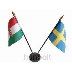 Nemzeti címeres és Svédország zászlók asztali tartóval