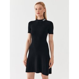 Hugo Kötött ruha Sarty 50495572 Fekete Slim Fit