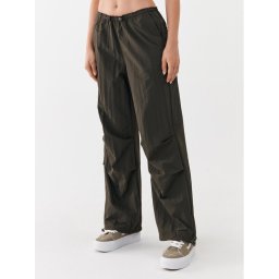 ONLY Szövet nadrág 15300275 Zöld Straight Fit