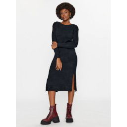 Vero Moda Kötött ruha 10291689 Fekete Relaxed Fit