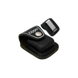 LPCBK Zippo öngyújtótartó, fekete bőr, fém csipeszes