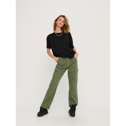 ONLY Szövet nadrág 15300976 Zöld Loose Fit