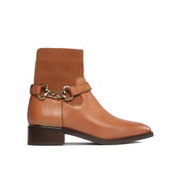 Aldo Bokacsizma Franina 13472668 Barna