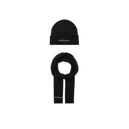Calvin Klein Jeans Sál és sapka szett Gifting Logo Beanie/Scarf K60K611418 Fekete
