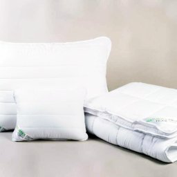 NATURTEX Aloe Vera extra puha és meleg téli garnitúra,140x200+70x90+40x50, hordtáskában, fehér