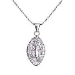 Elegáns ezüst medál mikro cirkóniával, nyakláncon