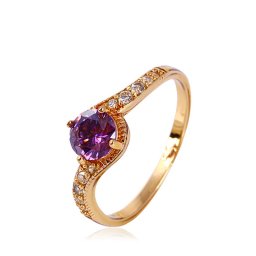 Elegáns, 18k gold filled gyűrű, lila cirkónia kővel