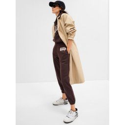 Gap Melegítő alsó 463492-20 Barna Regular Fit