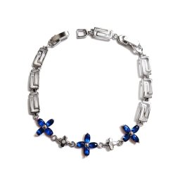 Kék virágok, elegáns karkötő, ródium bevonattal