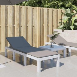 vidaXL fehér polipropilén napozóágy párnákkal