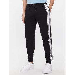 Tommy Hilfiger Melegítő alsó UM0UM03198 Fekete Regular Fit