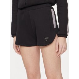 Guess Szövet rövidnadrág Kiara V4GD16 FL04P Fekete Regular Fit
