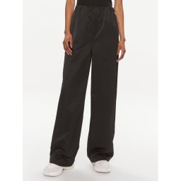 Calvin Klein Jeans Szövet nadrág Soft Crinkle J20J223122 Fekete Relaxed Fit