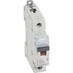 DX3 Kismegszakító 1P B 32A 10kA/16kA 408875