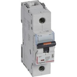 DX3 Kismegszakító 1P D 32A 25kA 409810