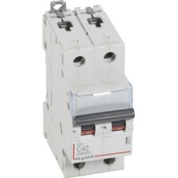 DX3 Kismegszakító 2P C 40A 10kA/16kA 409206