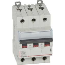 DX3 Kismegszakító 3P C 40A 10kA/16kA 409258