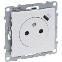 SUNO 2P+F francia csatlakozó aljzat + USB C Fehér 721189