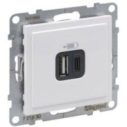 SUNO USB töltő A+C 15W aljzat Fehér 721130