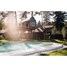 3 nap/ 2 éjszakás édes élmény 2 fő részére privát jakuzzival - Chocolate Village Slovenia
