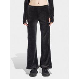 adidas Kötött nadrág Crushed Velvet IT9661 Fekete Slim Fit