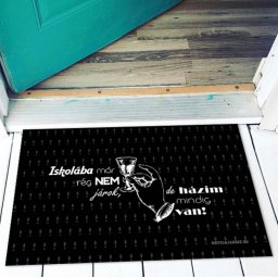 Vicces lábtörlő - Iskolába már rég nem Lábtörlő
