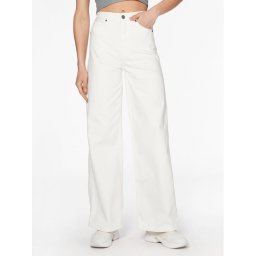 Calvin Klein Farmer K20K205160 Fehér Relaxed Fit