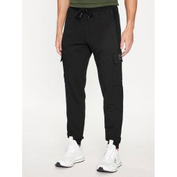 EA7 Emporio Armani Melegítő alsó 6RPP86 PJ9FZ 1200 Fekete Regular Fit