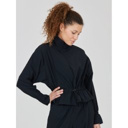 Athlecia Anorák Hero W Jacket EA233335 Fekete Regular Fit