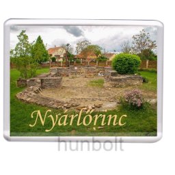 Nyárlőrinc darázsköves temploma hűtőmágnes (műanyag keretes)
