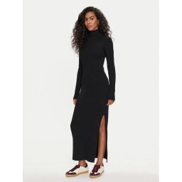Lee Kötött ruha 112358303 Fekete Slim Fit