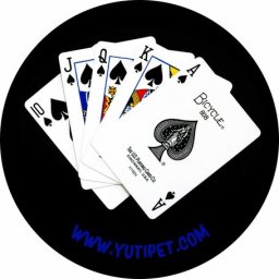 Grafikus címke M-XXL méretű Yutipet hámokhoz (Royal Flush)